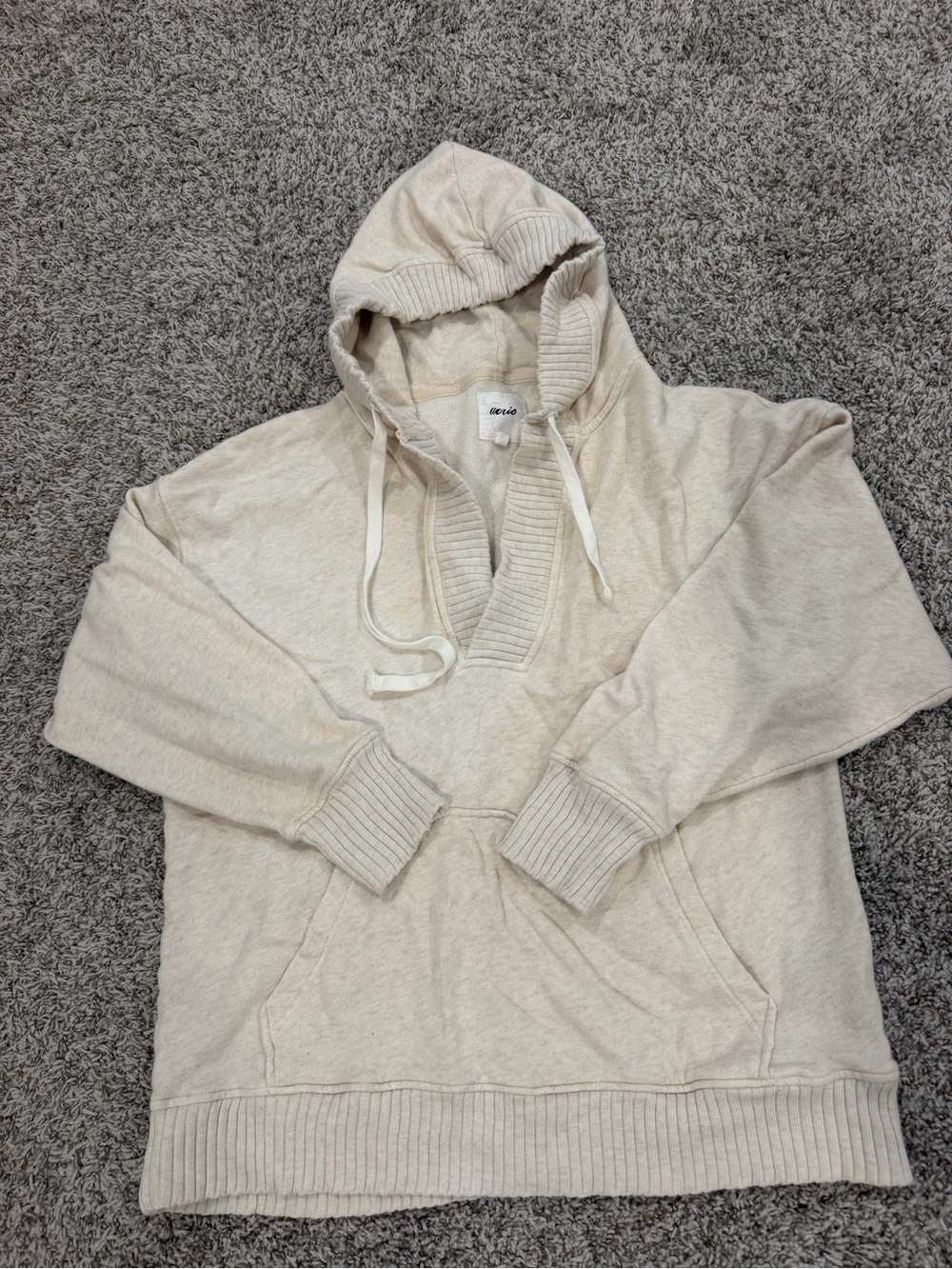 Women’s Aerie Cream Hooded Pullover Sweater